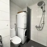 Luxury 2br Home-free Parking And Walk To Center And Train *