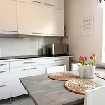 Luxury 2br Home-free Parking And Walk To Center And Train Oulu
